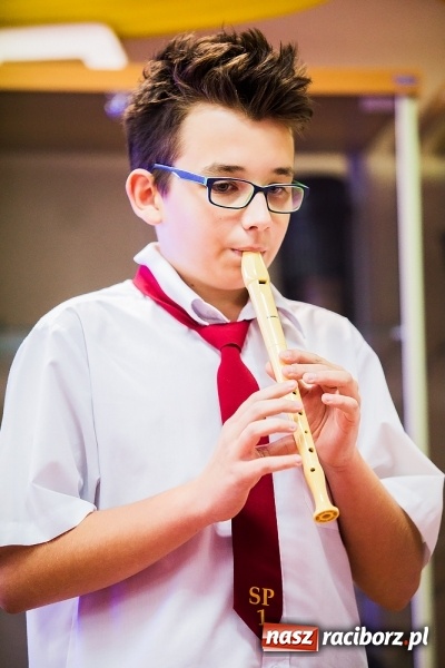 Zdjęcie w galerii na portalu naszraciborz.pl: XVI edycja Wojewódzkiego Konkursu Mistrz Fletu wiadomości z regionu