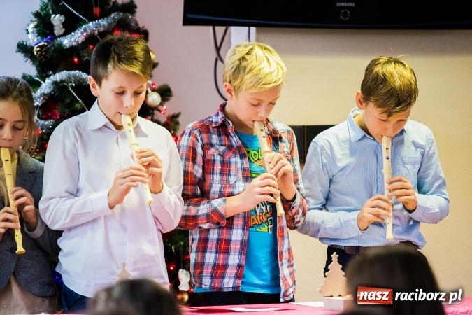 Zdjęcie w galerii na portalu naszraciborz.pl: XVI edycja Wojewódzkiego Konkursu Mistrz Fletu wiadomości z regionu