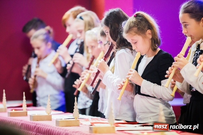 Zdjęcie w galerii na portalu naszraciborz.pl: XVI edycja Wojewódzkiego Konkursu Mistrz Fletu wiadomości z regionu
