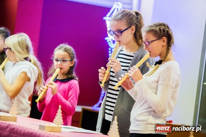 Zdjęcie w galerii na portalu naszraciborz.pl: XVI edycja Wojewódzkiego Konkursu Mistrz Fletu wiadomości z regionu