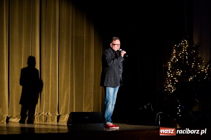 Zdjęcie w galerii na portalu naszraciborz.pl: Zgrana paka spod trzepaka - XVI Gwiazdka Serc za nami FOTOREPORTAŻ wiadomości z regionu