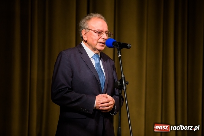 Zdjęcie w galerii na portalu naszraciborz.pl: Zgrana paka spod trzepaka - XVI Gwiazdka Serc za nami FOTOREPORTAŻ wiadomości z regionu