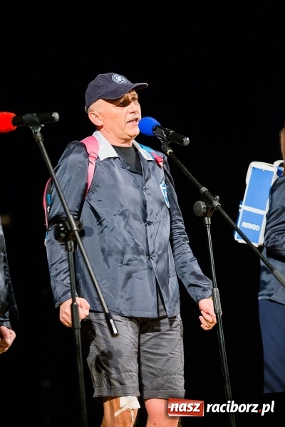 Zdjęcie w galerii na portalu naszraciborz.pl: Zgrana paka spod trzepaka - XVI Gwiazdka Serc za nami FOTOREPORTAŻ wiadomości z regionu