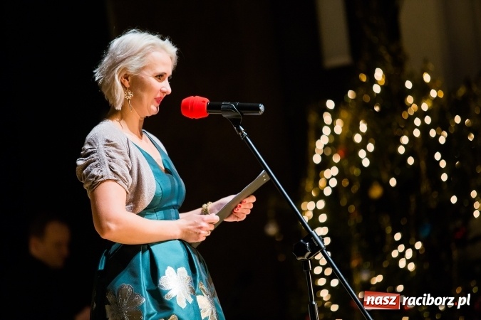 Zdjęcie w galerii na portalu naszraciborz.pl: Zgrana paka spod trzepaka - XVI Gwiazdka Serc za nami FOTOREPORTAŻ wiadomości z regionu
