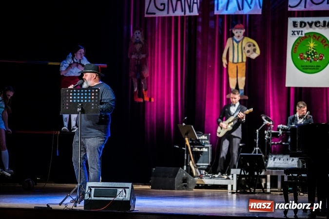 Zdjęcie w galerii na portalu naszraciborz.pl: Zgrana paka spod trzepaka - XVI Gwiazdka Serc za nami FOTOREPORTAŻ wiadomości z regionu