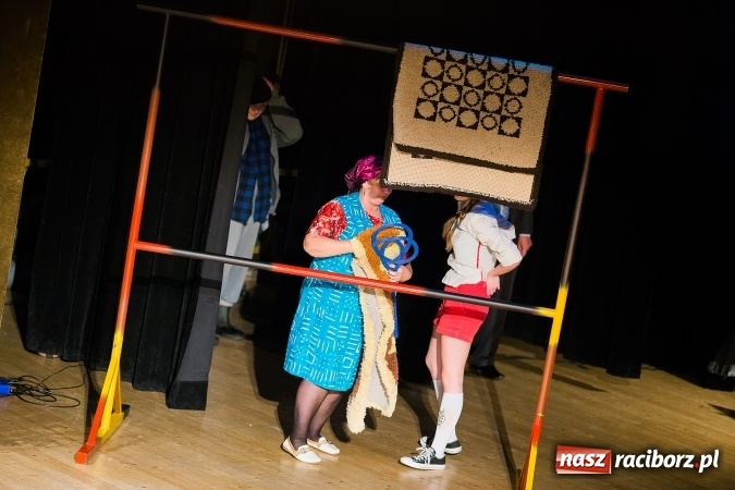 Zdjęcie w galerii na portalu naszraciborz.pl: Zgrana paka spod trzepaka - XVI Gwiazdka Serc za nami FOTOREPORTAŻ wiadomości z regionu