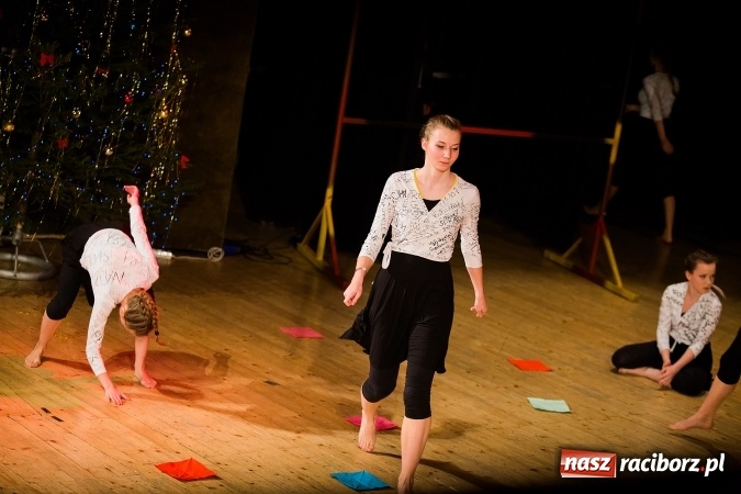 Zdjęcie w galerii na portalu naszraciborz.pl: Zgrana paka spod trzepaka - XVI Gwiazdka Serc za nami FOTOREPORTAŻ wiadomości z regionu