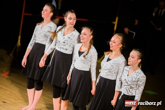 Zdjęcie w galerii na portalu naszraciborz.pl: Zgrana paka spod trzepaka - XVI Gwiazdka Serc za nami FOTOREPORTAŻ wiadomości z regionu