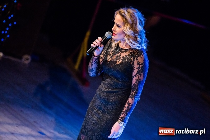 Zdjęcie w galerii na portalu naszraciborz.pl: Zgrana paka spod trzepaka - XVI Gwiazdka Serc za nami FOTOREPORTAŻ wiadomości z regionu