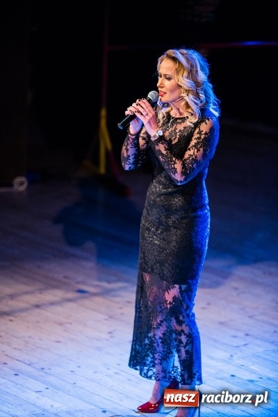 Zdjęcie w galerii na portalu naszraciborz.pl: Zgrana paka spod trzepaka - XVI Gwiazdka Serc za nami FOTOREPORTAŻ wiadomości z regionu