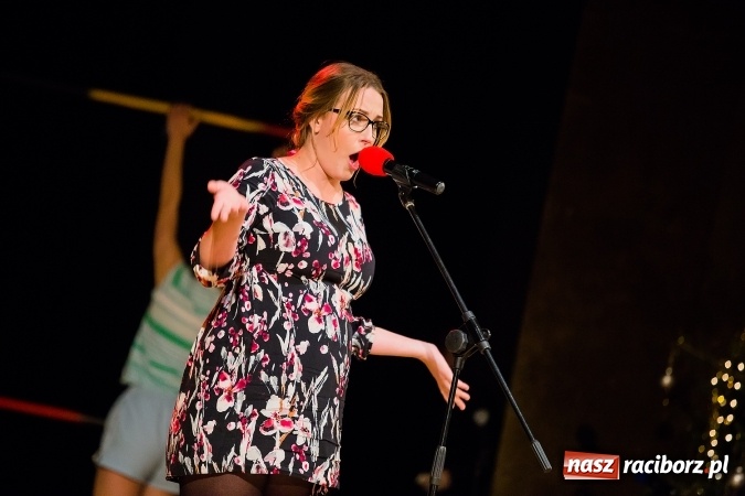 Zdjęcie w galerii na portalu naszraciborz.pl: Zgrana paka spod trzepaka - XVI Gwiazdka Serc za nami FOTOREPORTAŻ wiadomości z regionu