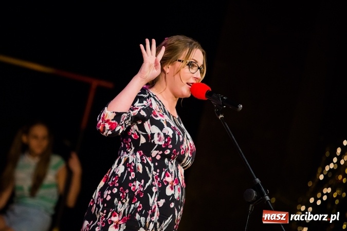 Zdjęcie w galerii na portalu naszraciborz.pl: Zgrana paka spod trzepaka - XVI Gwiazdka Serc za nami FOTOREPORTAŻ wiadomości z regionu