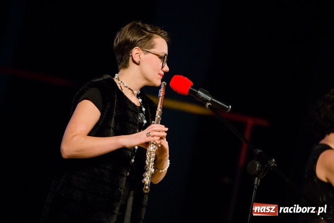 Zdjęcie w galerii na portalu naszraciborz.pl: Zgrana paka spod trzepaka - XVI Gwiazdka Serc za nami FOTOREPORTAŻ wiadomości z regionu