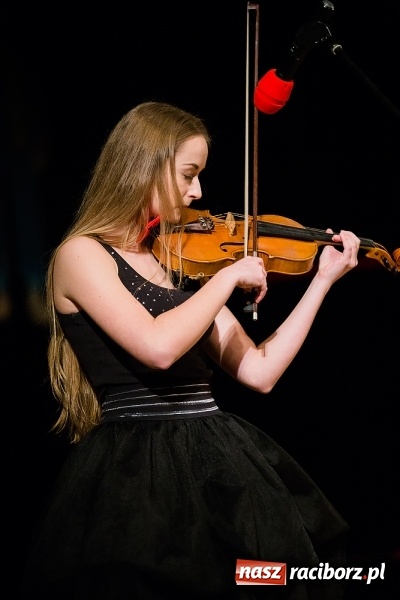 Zdjęcie w galerii na portalu naszraciborz.pl: Zgrana paka spod trzepaka - XVI Gwiazdka Serc za nami FOTOREPORTAŻ wiadomości z regionu
