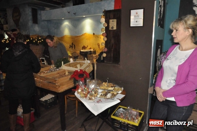 Zdjęcie w galerii na portalu naszraciborz.pl: Nie wyborcza, ale najprawdziwsza swojska, czyli BioBazar i kiełbasa radnego na Końcu Świata  wiadomości z regionu