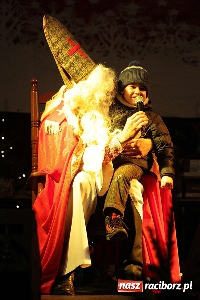 Zdjęcie w galerii na portalu naszraciborz.pl: Strażacy zapraszają na dorocznego św. Mikołaja  wiadomości z regionu