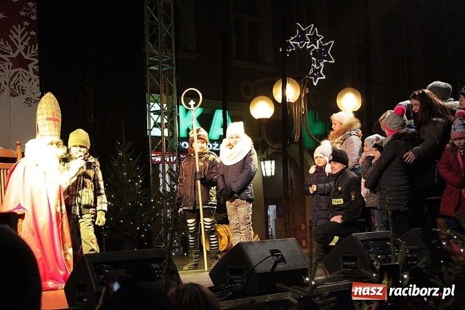 Zdjęcie w galerii na portalu naszraciborz.pl: Strażacy zapraszają na dorocznego św. Mikołaja  wiadomości z regionu