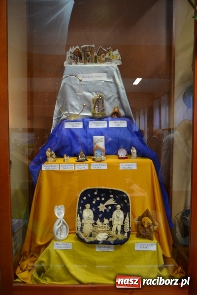 Zdjęcie w galerii na portalu naszraciborz.pl: Takiej wystawy jeszcze nie było. 410 szopek pokazano w Roszkowie wiadomości z regionu