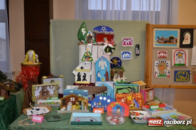 Zdjęcie w galerii na portalu naszraciborz.pl: Takiej wystawy jeszcze nie było. 410 szopek pokazano w Roszkowie wiadomości z regionu