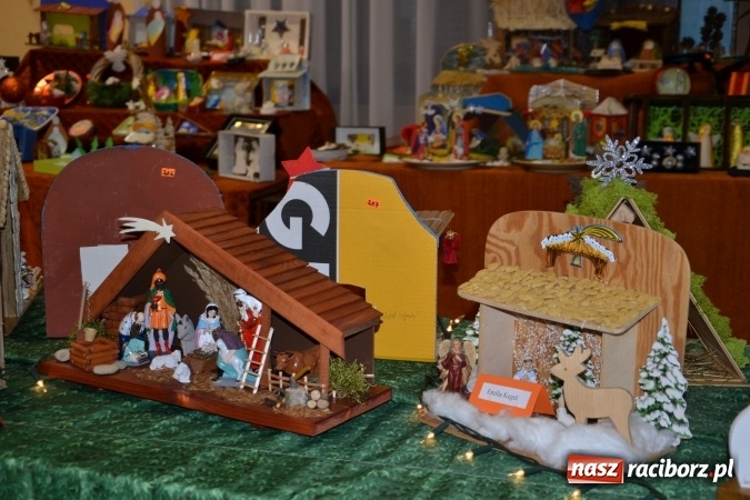 Zdjęcie w galerii na portalu naszraciborz.pl: Takiej wystawy jeszcze nie było. 410 szopek pokazano w Roszkowie wiadomości z regionu