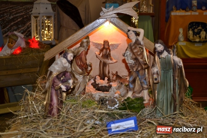 Zdjęcie w galerii na portalu naszraciborz.pl: Takiej wystawy jeszcze nie było. 410 szopek pokazano w Roszkowie wiadomości z regionu