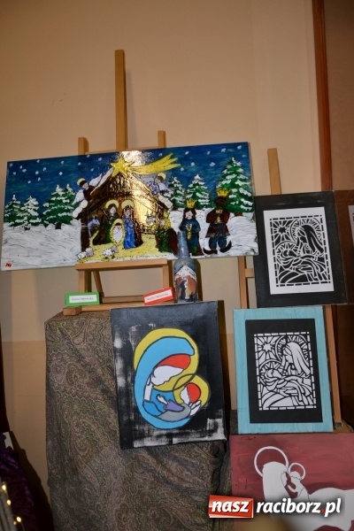 Zdjęcie w galerii na portalu naszraciborz.pl: Takiej wystawy jeszcze nie było. 410 szopek pokazano w Roszkowie wiadomości z regionu