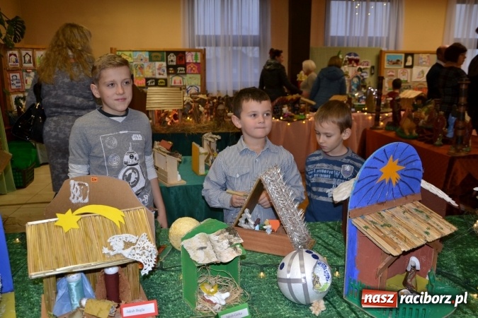 Zdjęcie w galerii na portalu naszraciborz.pl: Takiej wystawy jeszcze nie było. 410 szopek pokazano w Roszkowie wiadomości z regionu