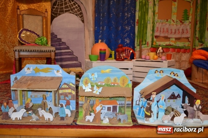 Zdjęcie w galerii na portalu naszraciborz.pl: Takiej wystawy jeszcze nie było. 410 szopek pokazano w Roszkowie wiadomości z regionu