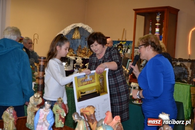 Zdjęcie w galerii na portalu naszraciborz.pl: Takiej wystawy jeszcze nie było. 410 szopek pokazano w Roszkowie wiadomości z regionu