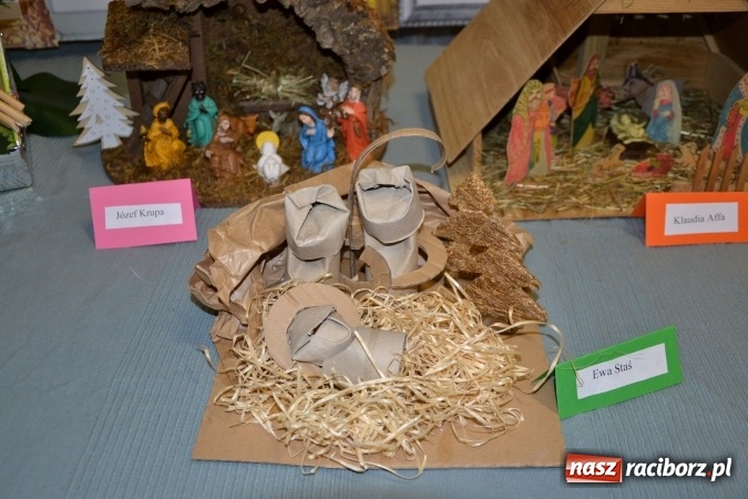 Zdjęcie w galerii na portalu naszraciborz.pl: Takiej wystawy jeszcze nie było. 410 szopek pokazano w Roszkowie wiadomości z regionu