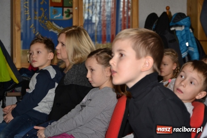 Zdjęcie w galerii na portalu naszraciborz.pl: Zagadki Lego Robotyki, czyli kolejny wykład Uniwersytetu Dziecięcego w Krzyżanowicach  wiadomości z regionu