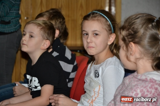 Zdjęcie w galerii na portalu naszraciborz.pl: Zagadki Lego Robotyki, czyli kolejny wykład Uniwersytetu Dziecięcego w Krzyżanowicach  wiadomości z regionu