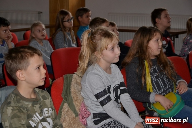 Zdjęcie w galerii na portalu naszraciborz.pl: Zagadki Lego Robotyki, czyli kolejny wykład Uniwersytetu Dziecięcego w Krzyżanowicach  wiadomości z regionu