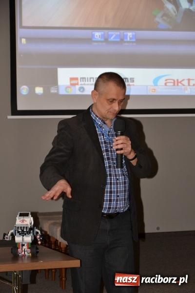 Zdjęcie w galerii na portalu naszraciborz.pl: Zagadki Lego Robotyki, czyli kolejny wykład Uniwersytetu Dziecięcego w Krzyżanowicach  wiadomości z regionu