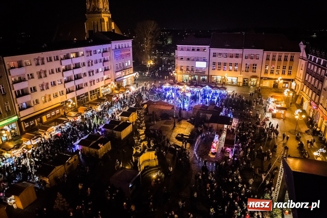 Zdjęcie w galerii na portalu naszraciborz.pl: Wielkie gotowanie, zimowe kino i jarmark bożonarodzeniowy kończą 800-lecie Raciborza. Sprawdź program dorocznej imprezy wiadomości z regionu