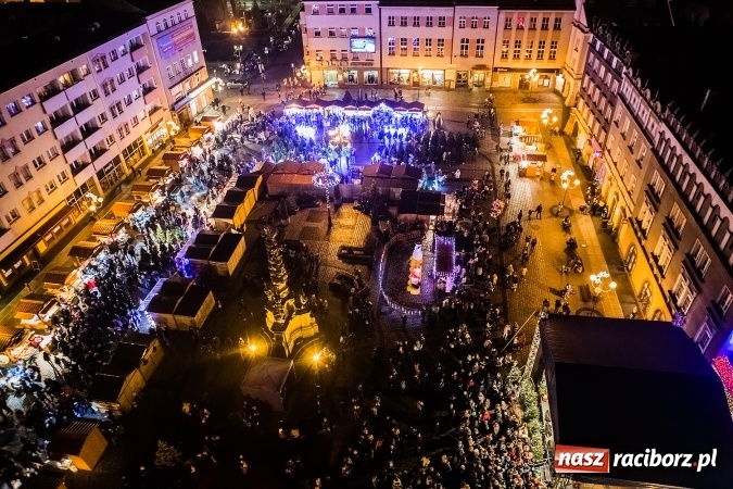 Zdjęcie w galerii na portalu naszraciborz.pl: Wielkie gotowanie, zimowe kino i jarmark bożonarodzeniowy kończą 800-lecie Raciborza. Sprawdź program dorocznej imprezy wiadomości z regionu