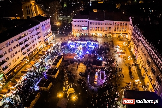 Zdjęcie w galerii na portalu naszraciborz.pl: Wielkie gotowanie, zimowe kino i jarmark bożonarodzeniowy kończą 800-lecie Raciborza. Sprawdź program dorocznej imprezy wiadomości z regionu
