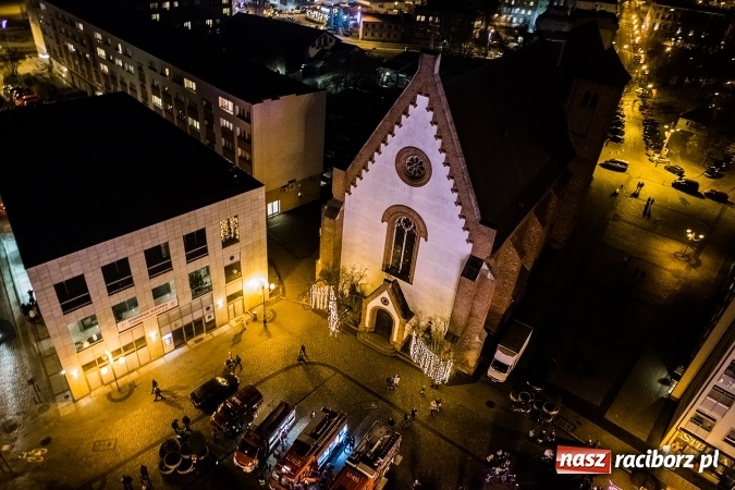 Zdjęcie w galerii na portalu naszraciborz.pl: Wielkie gotowanie, zimowe kino i jarmark bożonarodzeniowy kończą 800-lecie Raciborza. Sprawdź program dorocznej imprezy wiadomości z regionu