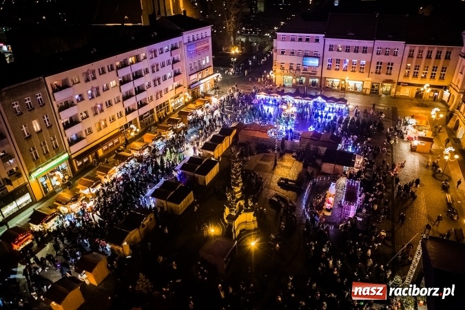 Zdjęcie w galerii na portalu naszraciborz.pl: Wielkie gotowanie, zimowe kino i jarmark bożonarodzeniowy kończą 800-lecie Raciborza. Sprawdź program dorocznej imprezy wiadomości z regionu