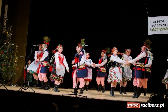 Zdjęcie w galerii na portalu naszraciborz.pl: Zesp&oacute;ł Taneczny Łężczok ma już dwadzieścia lat. Urodziny świętował hucznie podczas gali w Raciborskim Centrum Kultury wiadomości z regionu