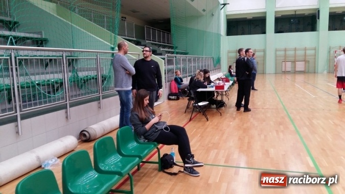 Zdjęcie w galerii na portalu naszraciborz.pl: Koszykówka. Zabrakło łutu szczęścia i 1 punktu  wiadomości z regionu