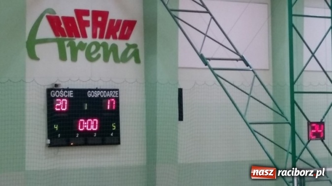 Zdjęcie w galerii na portalu naszraciborz.pl: Koszykówka. Zabrakło łutu szczęścia i 1 punktu  wiadomości z regionu