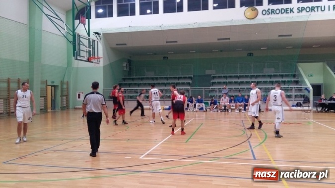 Zdjęcie w galerii na portalu naszraciborz.pl: Koszykówka. Zabrakło łutu szczęścia i 1 punktu  wiadomości z regionu