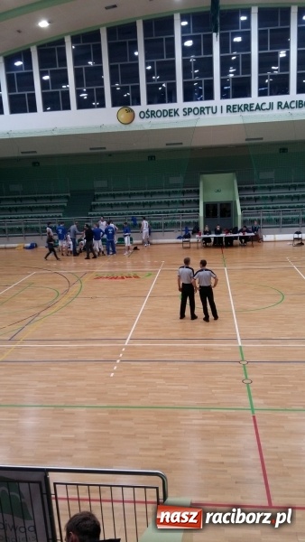 Zdjęcie w galerii na portalu naszraciborz.pl: Koszykówka. Zabrakło łutu szczęścia i 1 punktu  wiadomości z regionu