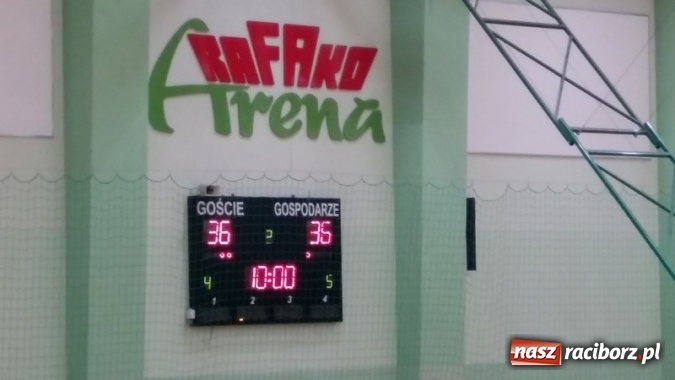 Zdjęcie w galerii na portalu naszraciborz.pl: Koszykówka. Zabrakło łutu szczęścia i 1 punktu  wiadomości z regionu
