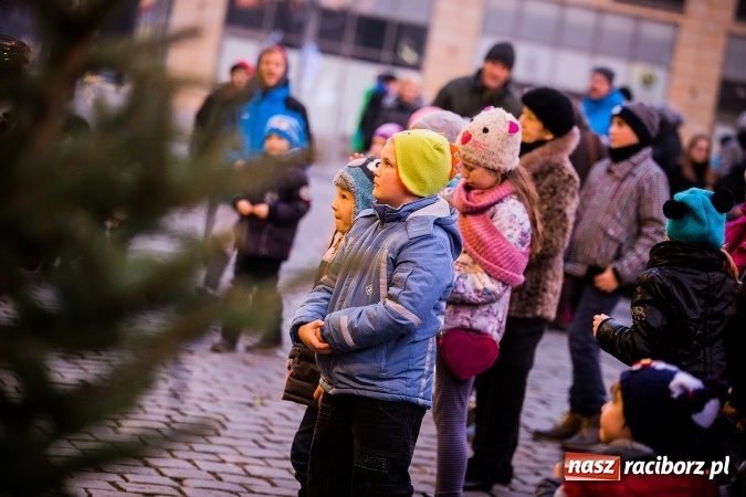 Zdjęcie w galerii na portalu naszraciborz.pl: Z wizytą na raciborskim jarmarku bożonarodzeniowym FOTO wiadomości z regionu
