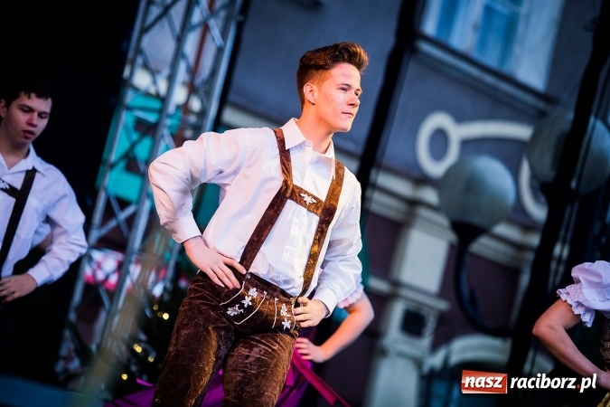 Zdjęcie w galerii na portalu naszraciborz.pl: Z wizytą na raciborskim jarmarku bożonarodzeniowym FOTO wiadomości z regionu