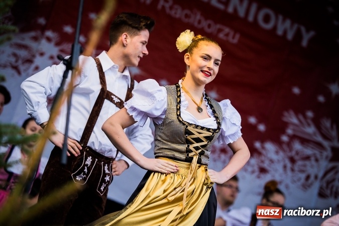 Zdjęcie w galerii na portalu naszraciborz.pl: Z wizytą na raciborskim jarmarku bożonarodzeniowym FOTO wiadomości z regionu