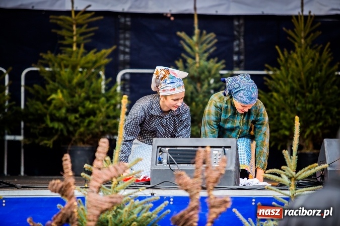 Zdjęcie w galerii na portalu naszraciborz.pl: Z wizytą na raciborskim jarmarku bożonarodzeniowym FOTO wiadomości z regionu