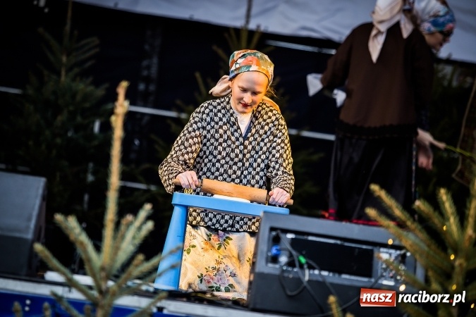 Zdjęcie w galerii na portalu naszraciborz.pl: Z wizytą na raciborskim jarmarku bożonarodzeniowym FOTO wiadomości z regionu